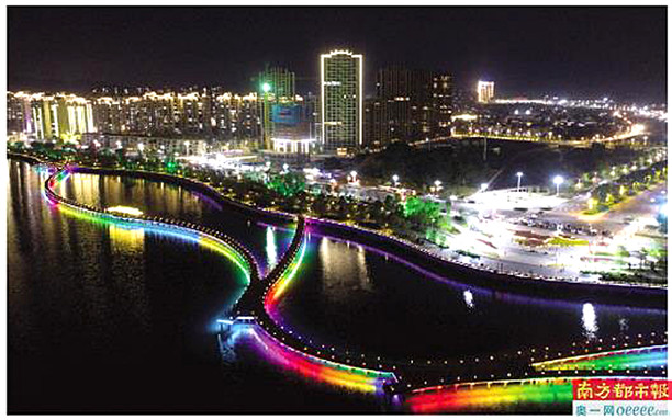 月  日,汕尾市品清湖夜景.